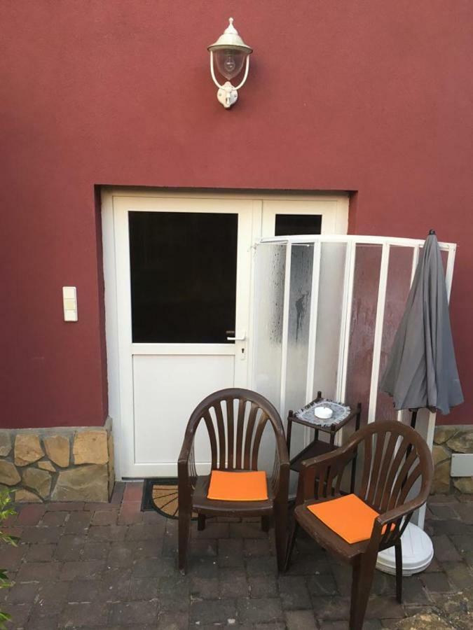 דירות קסזטלי Fonix Apartman מראה חיצוני תמונה