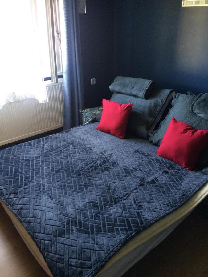 דירות קסזטלי Fonix Apartman מראה חיצוני תמונה